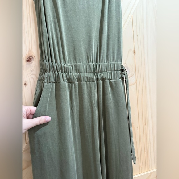 Anthropologie, Saturday Sunday - Belted Olive Green Sleeveless Jumpsuit - Picture 4 of 10